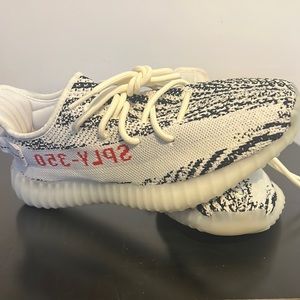 Yeezy Boost 350 V2 White/Core black/Red